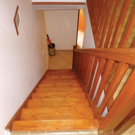 3 Bedroom Cozy Home In Brucheville Carentan-les-Marais Екстериор снимка
